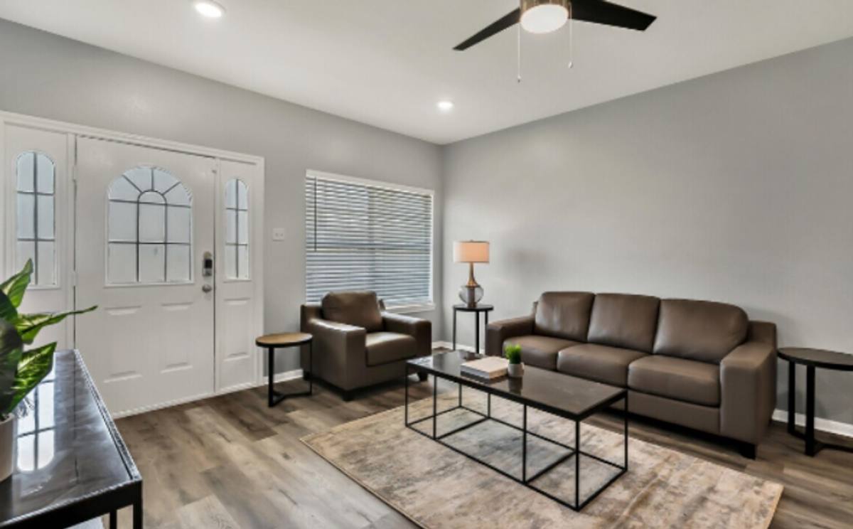 Townhouse for rent at 1506 James Ave #A, Waco, TX 76706