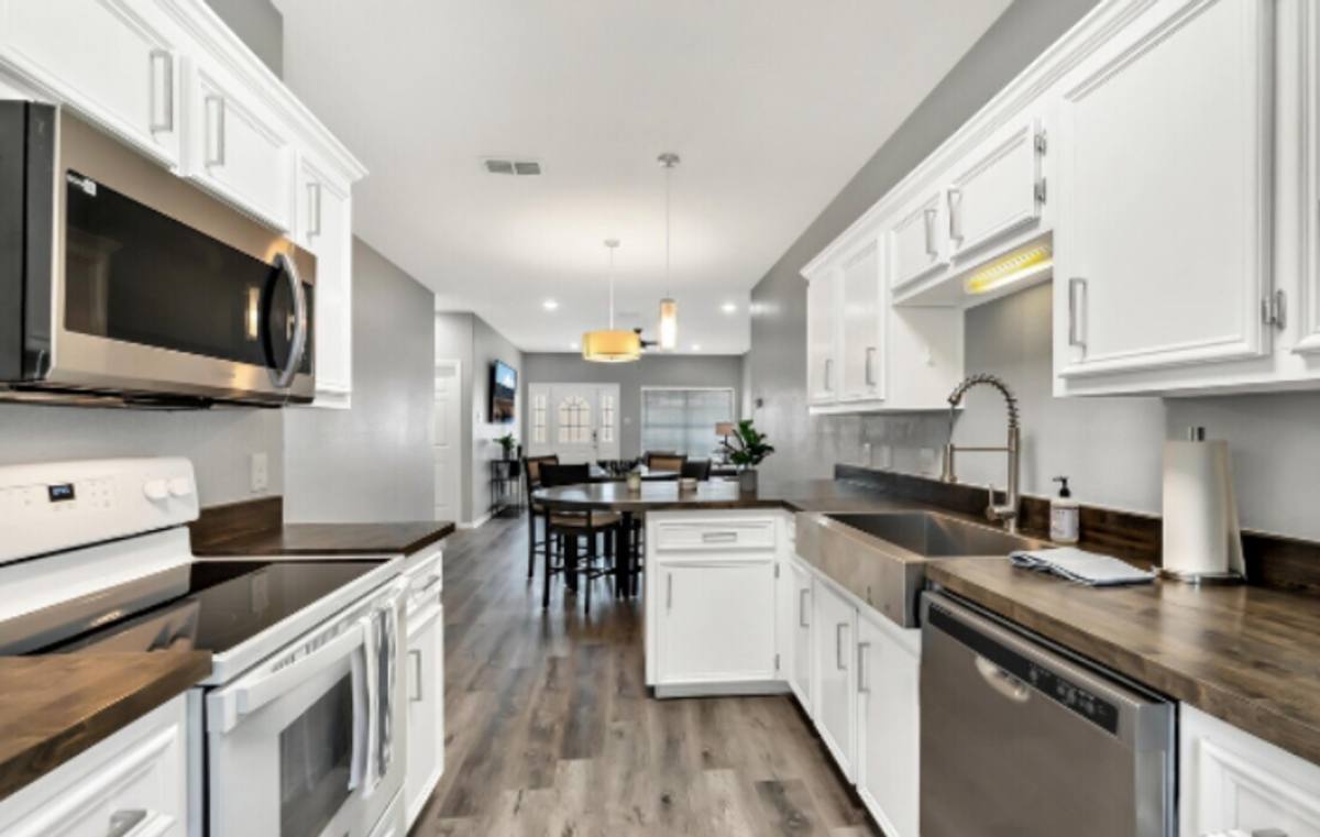 Townhouse for rent at 1506 James Ave #A, Waco, TX 76706