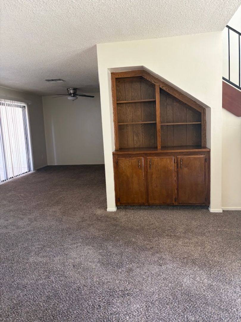Condo for rent at 2800 Barrington St, Bakersfield, CA 93309