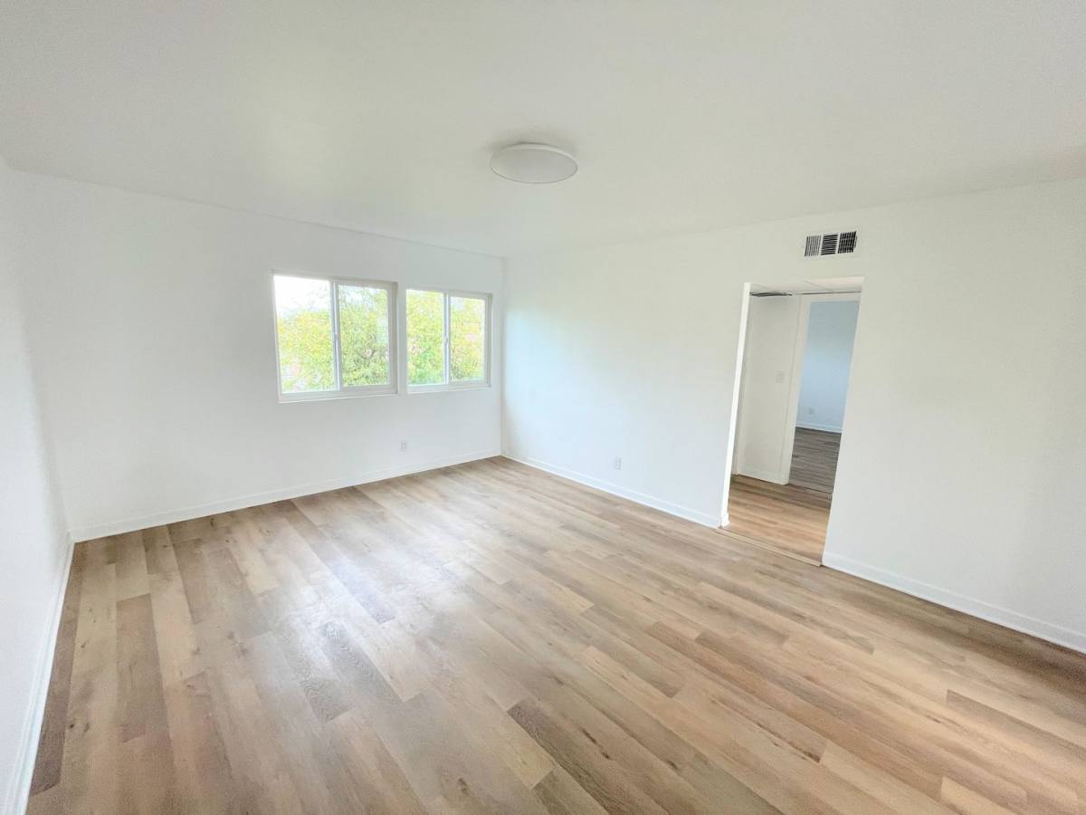 Apartment for rent at 5347 Blackwelder St, Los Angeles, CA 90016