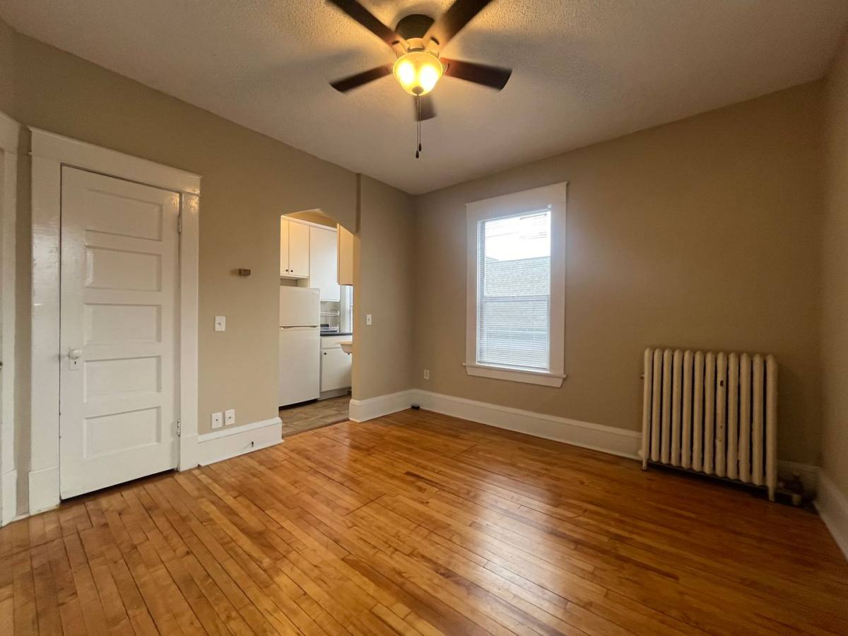 Apartment for rent at 309 Dayton Ave, Saint Paul, MN 55102