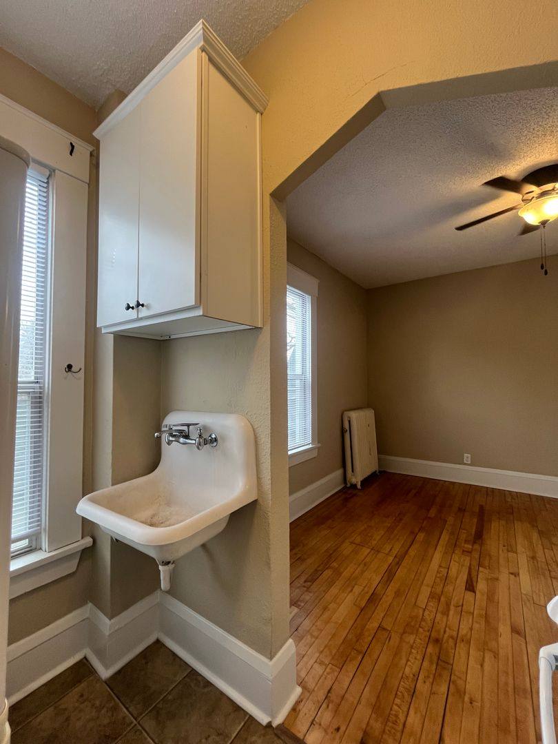 Apartment for rent at 309 Dayton Ave, Saint Paul, MN 55102