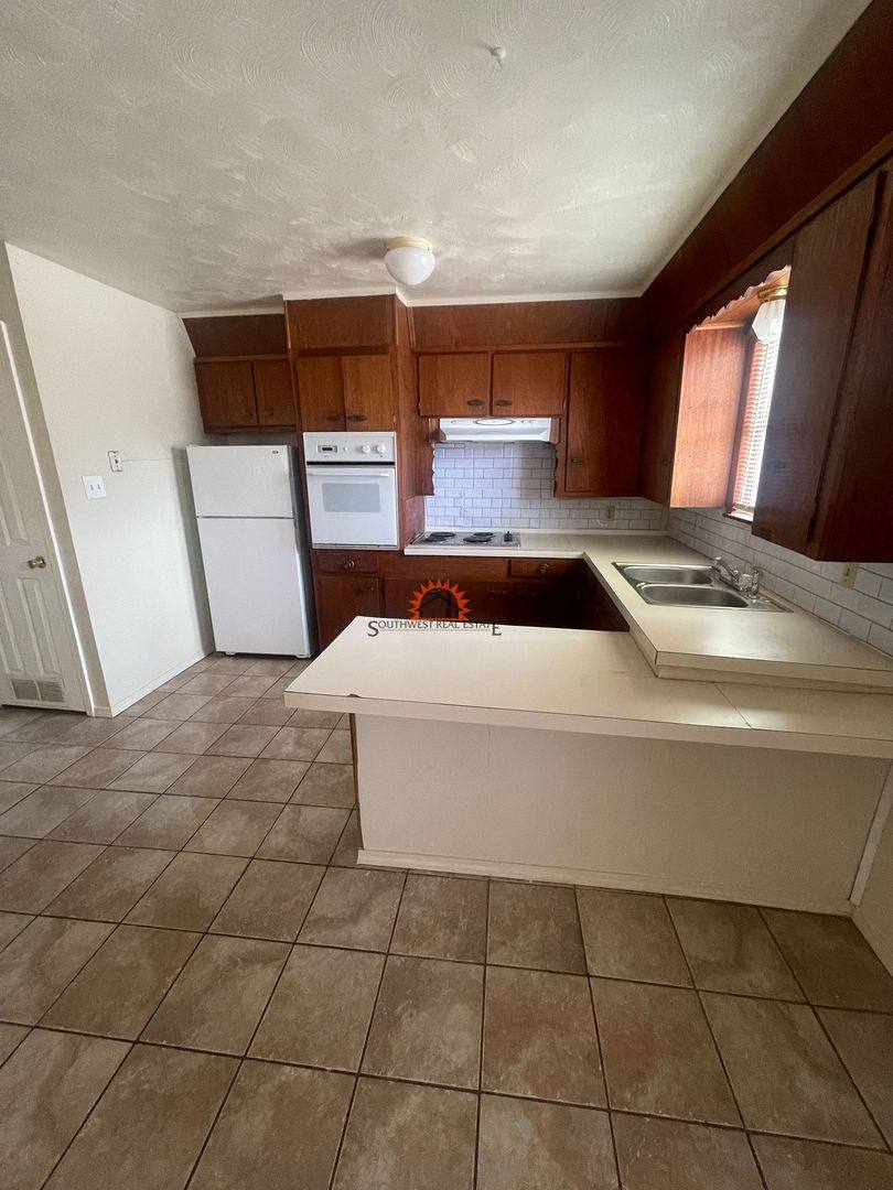 House for rent at 1406 S Ave, Portales, NM 88130