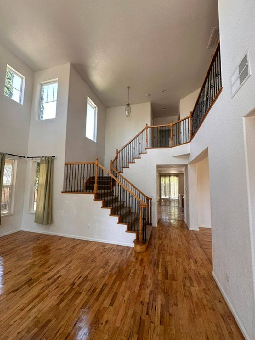 House for rent at 5663 Lolet Way, Sacramento, CA 95835