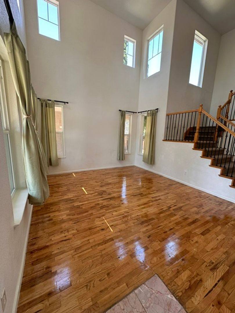 House for rent at 5663 Lolet Way, Sacramento, CA 95835