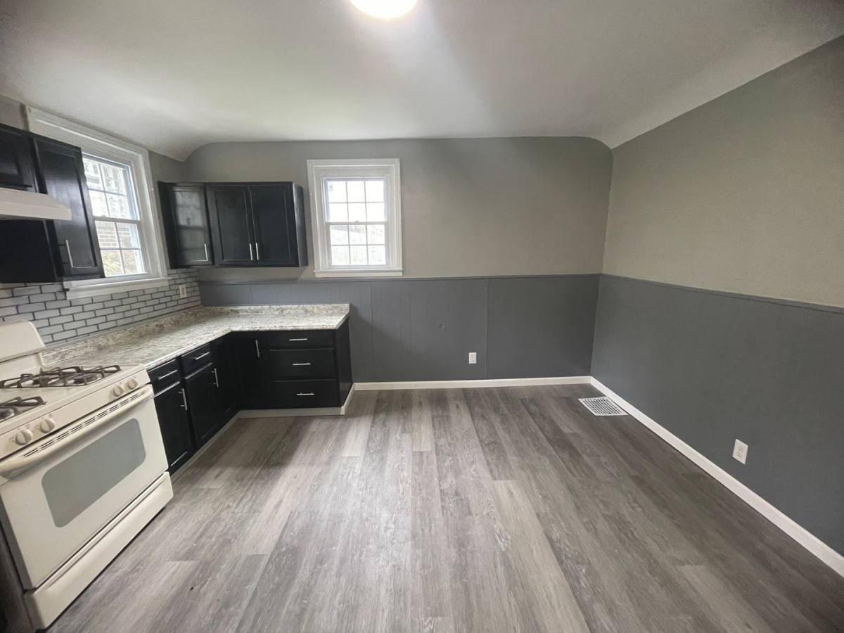 House for rent at 1044 Delaware Ave, Glassport, PA 15045