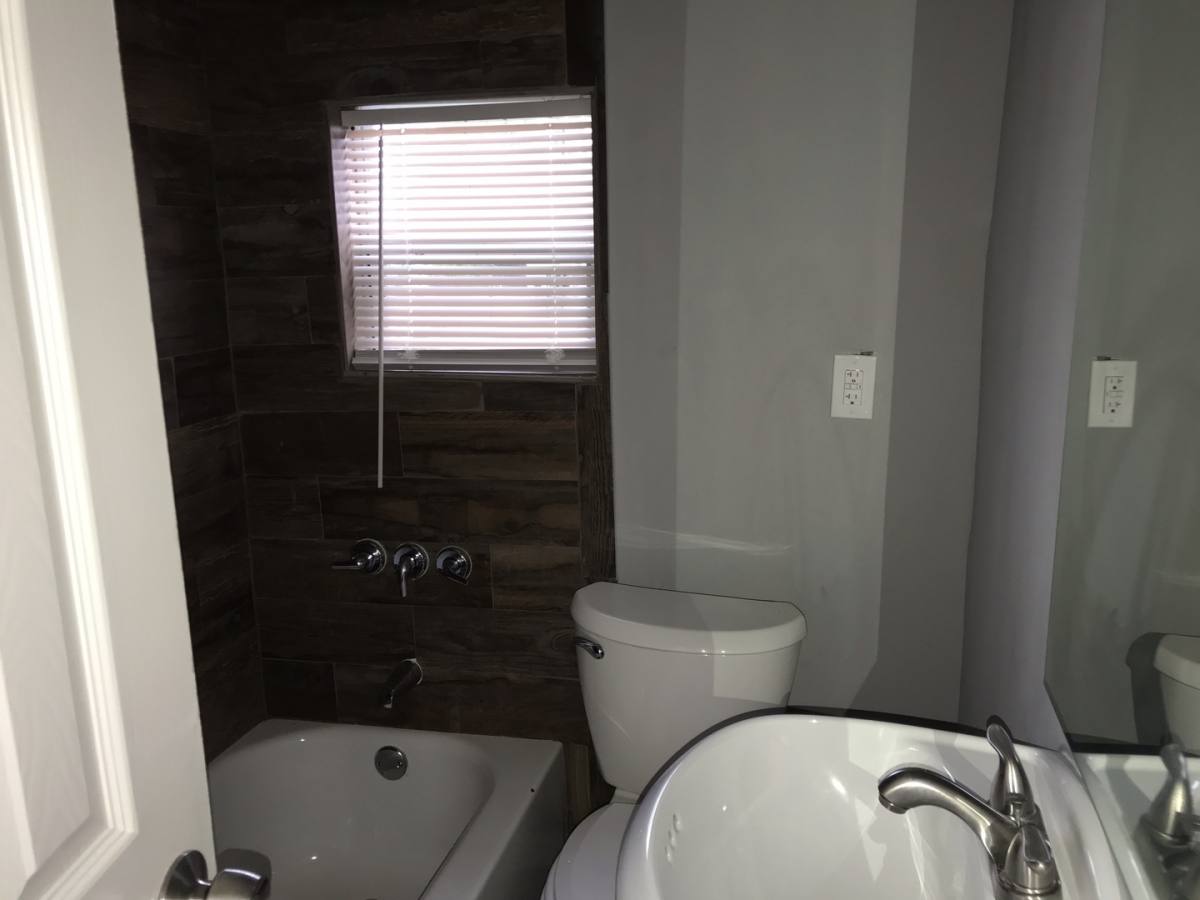 Apartment for rent at 1411 34th St, Galveston, TX 77550