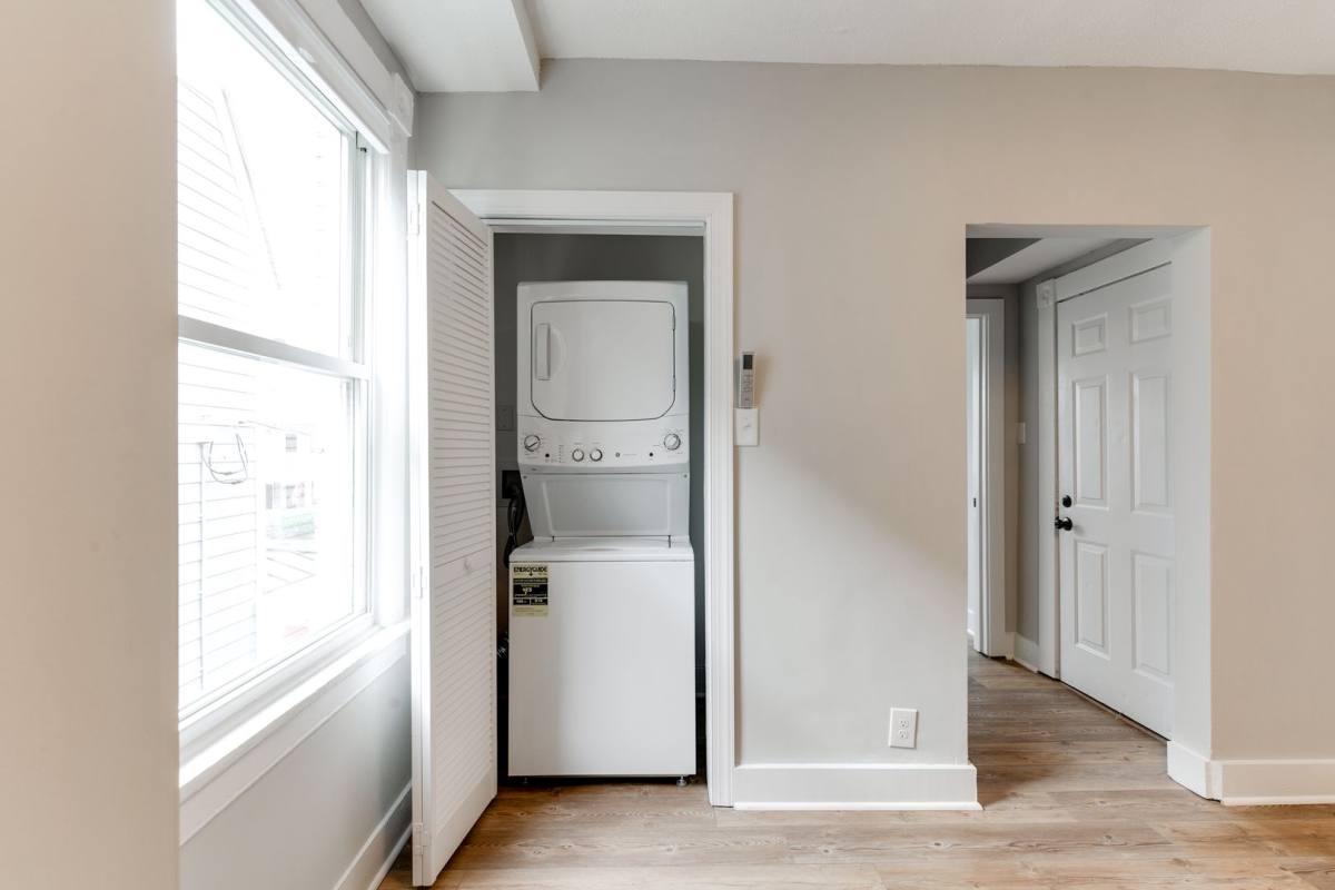 Apartment for rent at 613 N 32nd St, Richmond, VA 23223