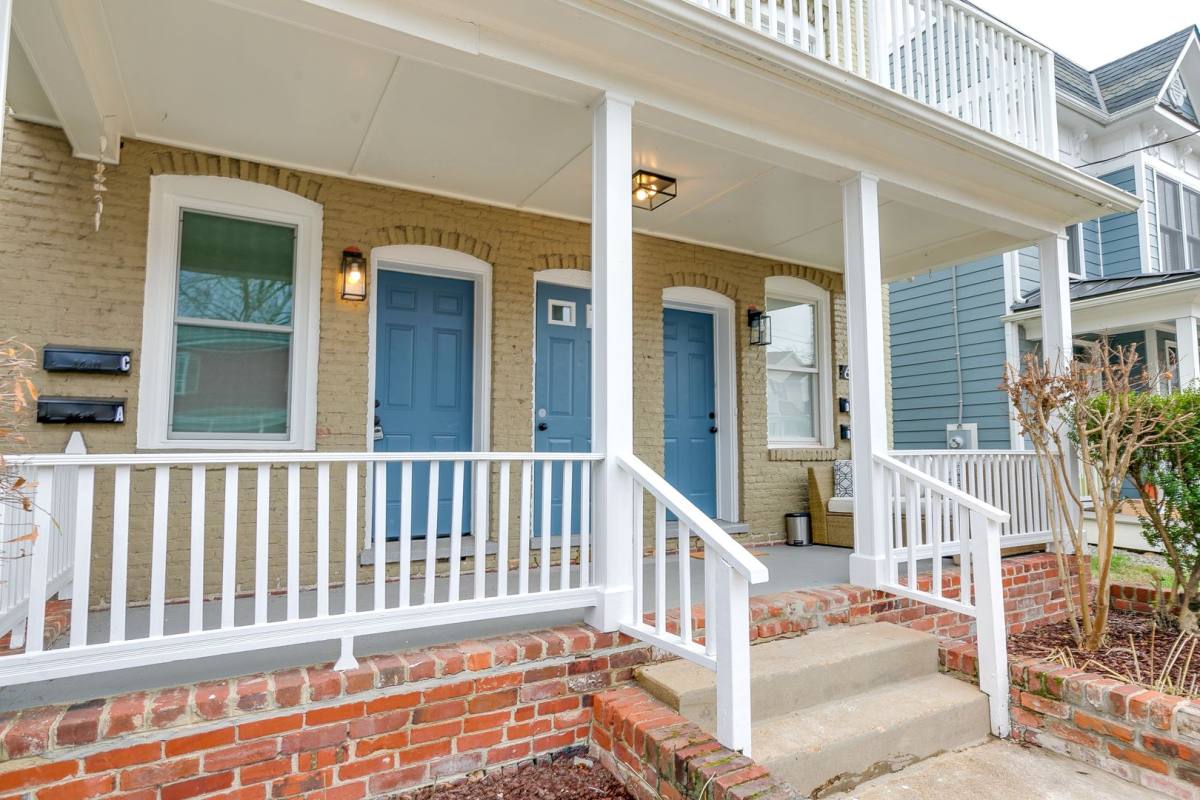 Apartment for rent at 613 N 32nd St, Richmond, VA 23223