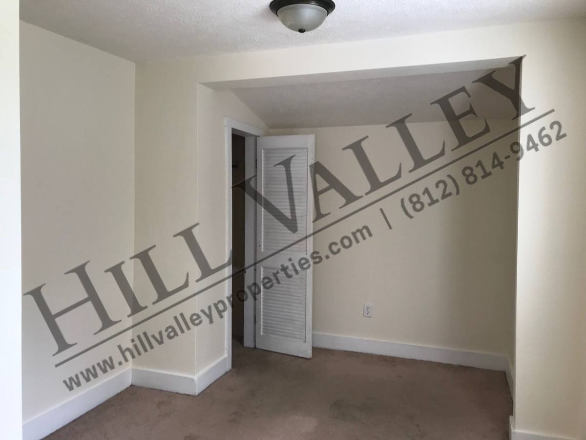 Apartment for rent at 706 S 7th St, Terre Haute, IN 47807