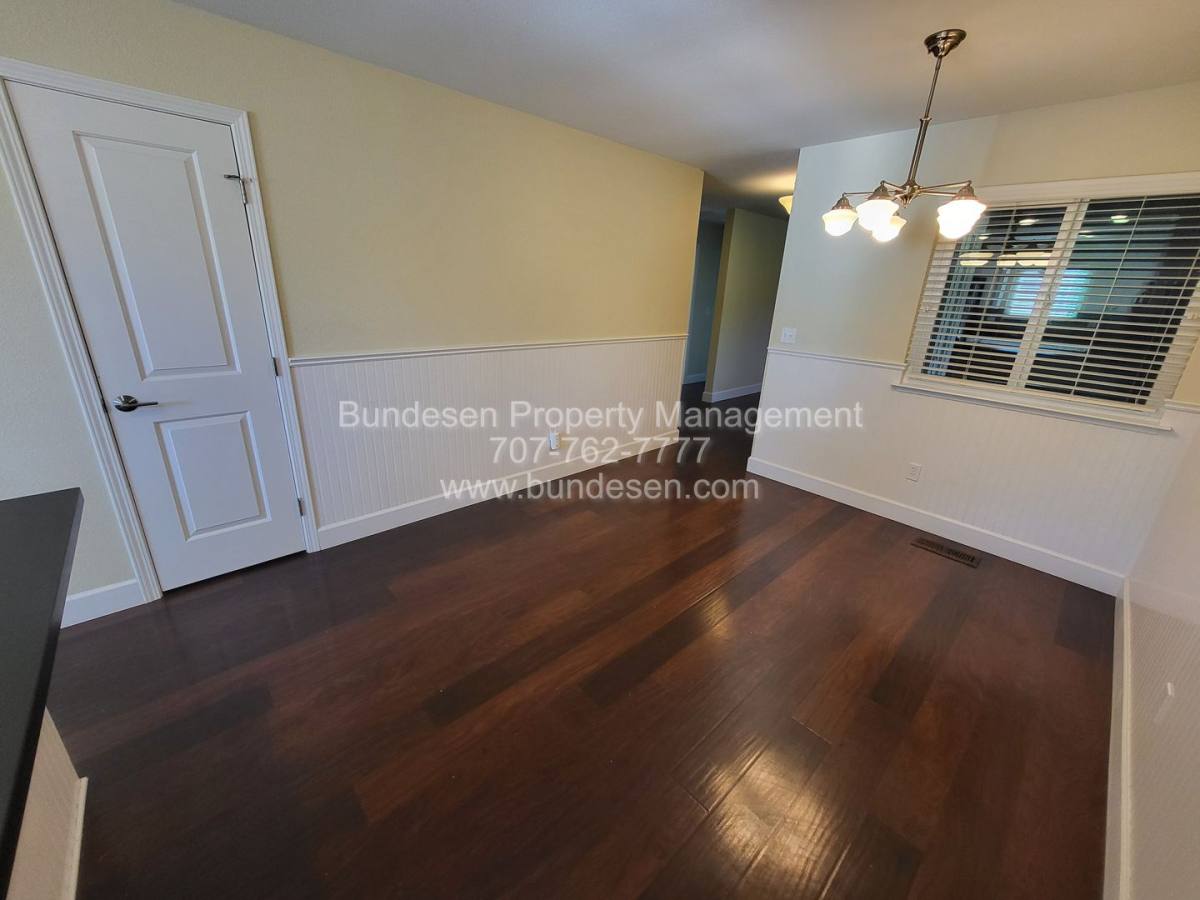House for rent at 19019 5th St W, Sonoma, CA 95476