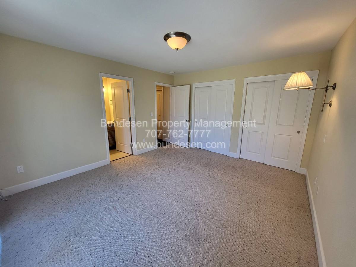 House for rent at 19019 5th St W, Sonoma, CA 95476