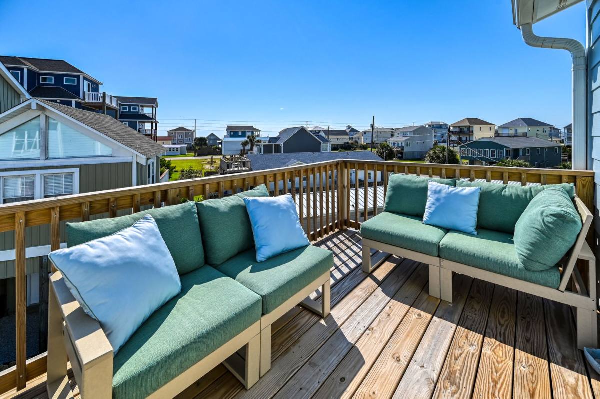 Townhouse for rent at 4 Bermuda Landing, Sneads Ferry, NC 28460