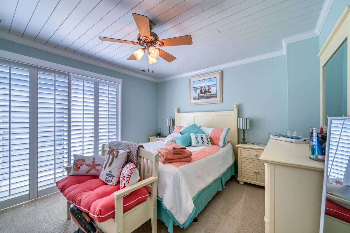 Townhouse for rent at 4 Bermuda Landing, Sneads Ferry, NC 28460