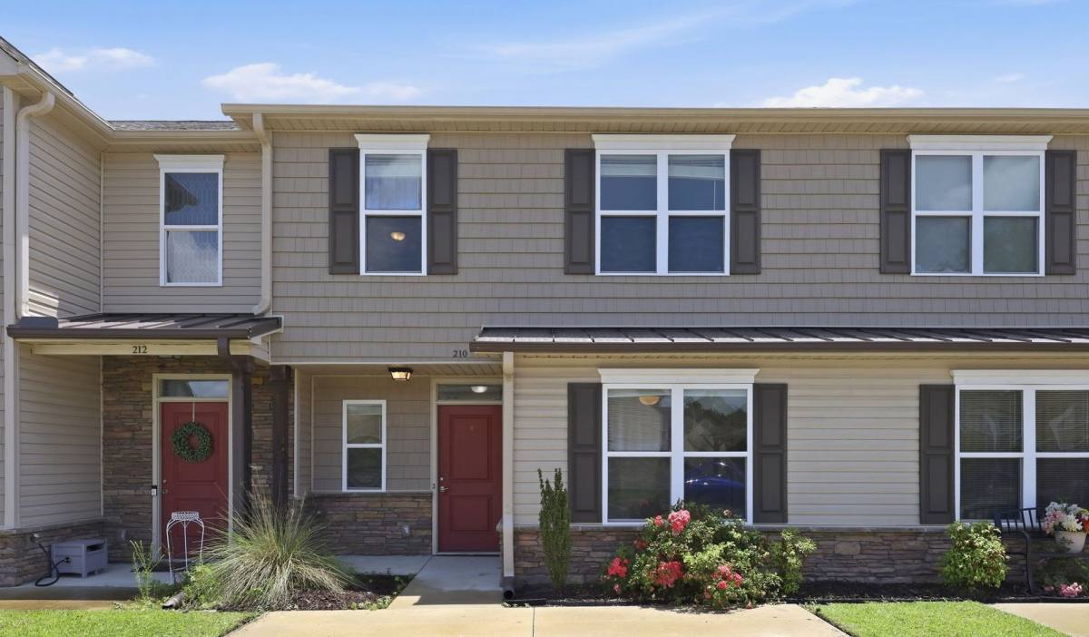 Townhouse for rent at 210 Boyington Place Rd, Midway Park, NC 28544