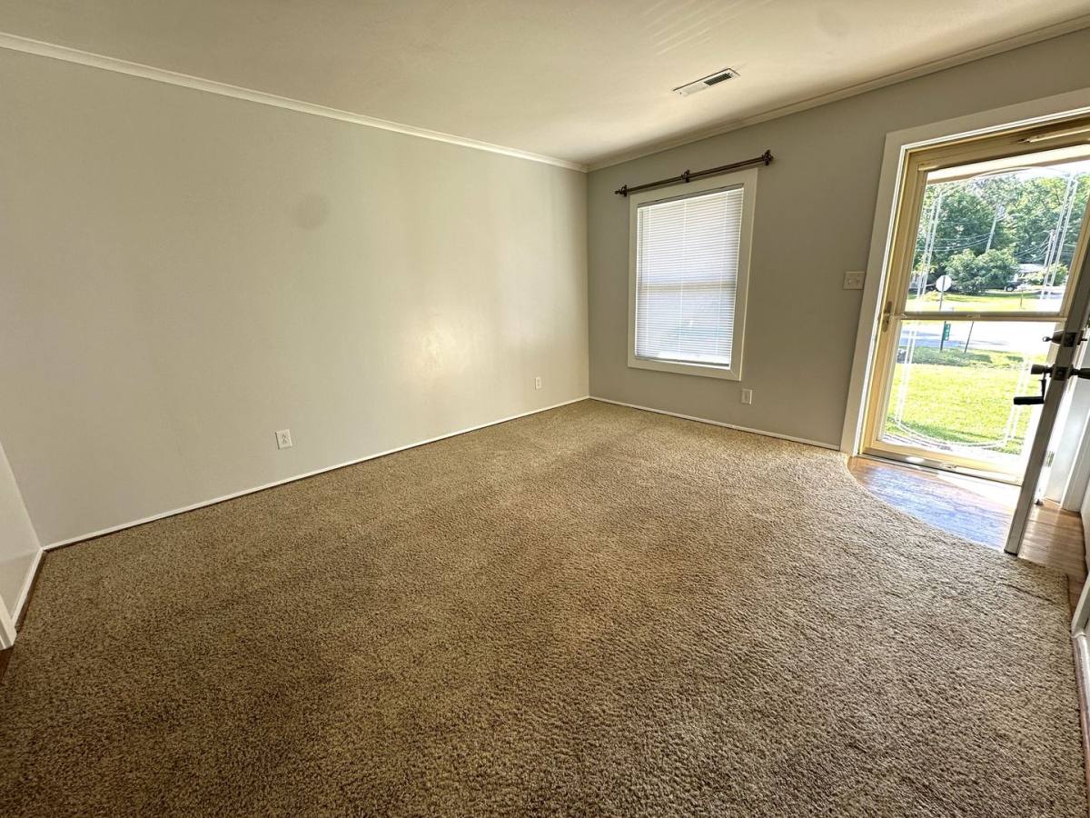 House for rent at 1618 Lexington Dr, Elizabeth City, NC 27909