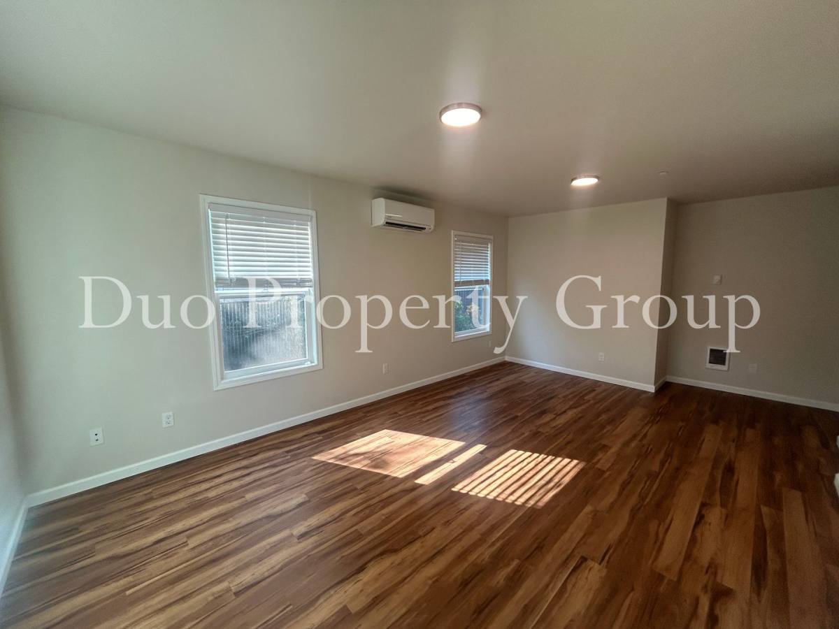 Apartment for rent at 294 Bethel Dr, Eugene, OR 97402