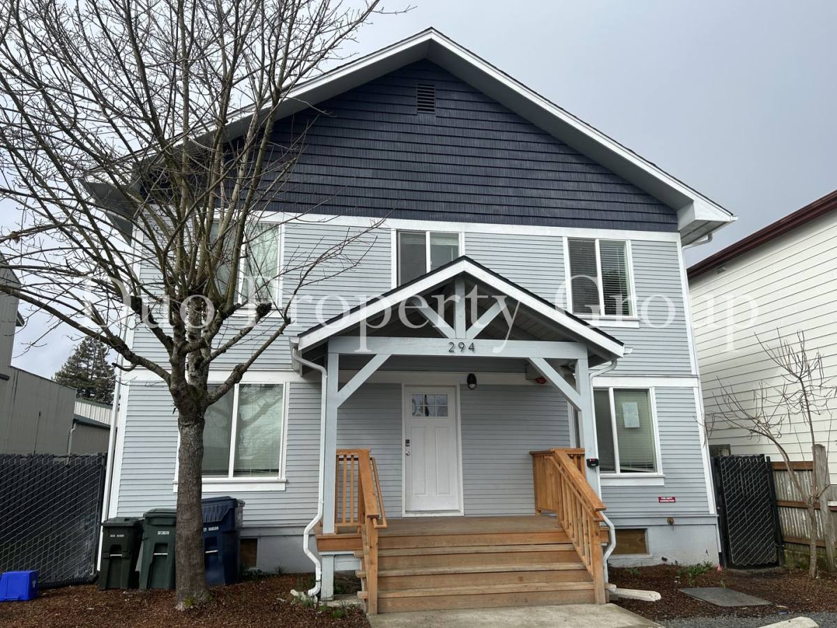 Apartment for rent at 294 Bethel Dr, Eugene, OR 97402