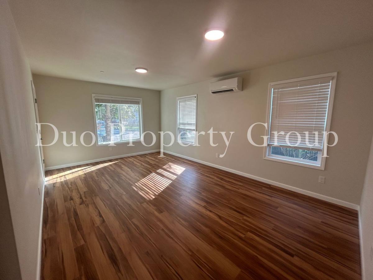Apartment for rent at 294 Bethel Dr, Eugene, OR 97402