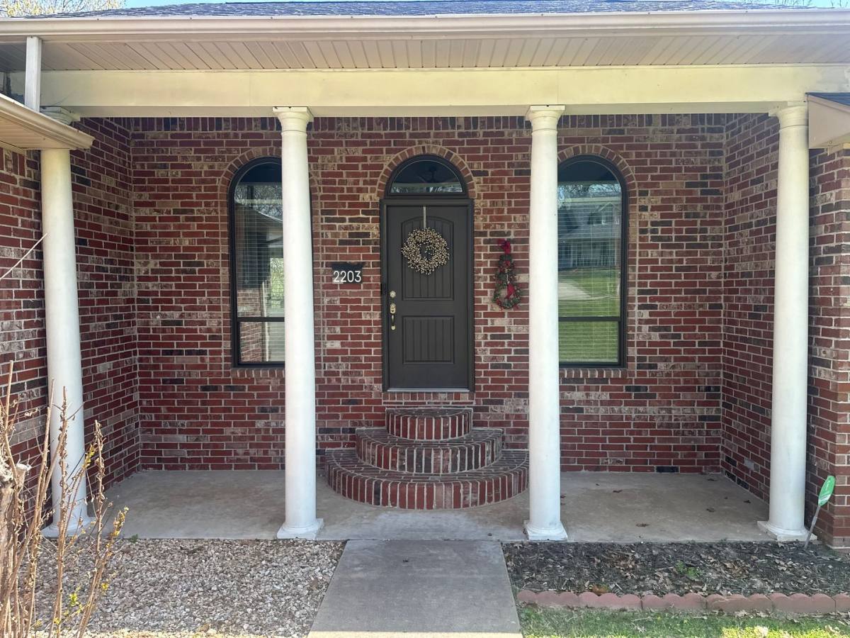 House for rent at 2203 Stout Dr, Springdale, AR 72762