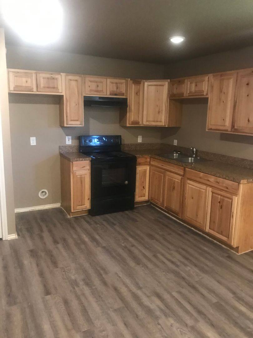 Apartment for rent at 526 46th St, Lubbock, TX 79404
