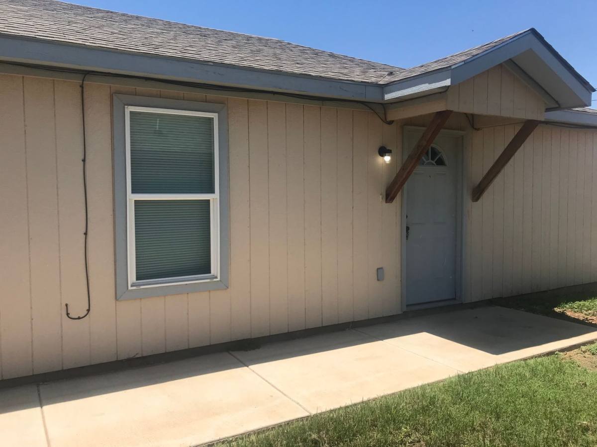 Apartment for rent at 526 46th St, Lubbock, TX 79404