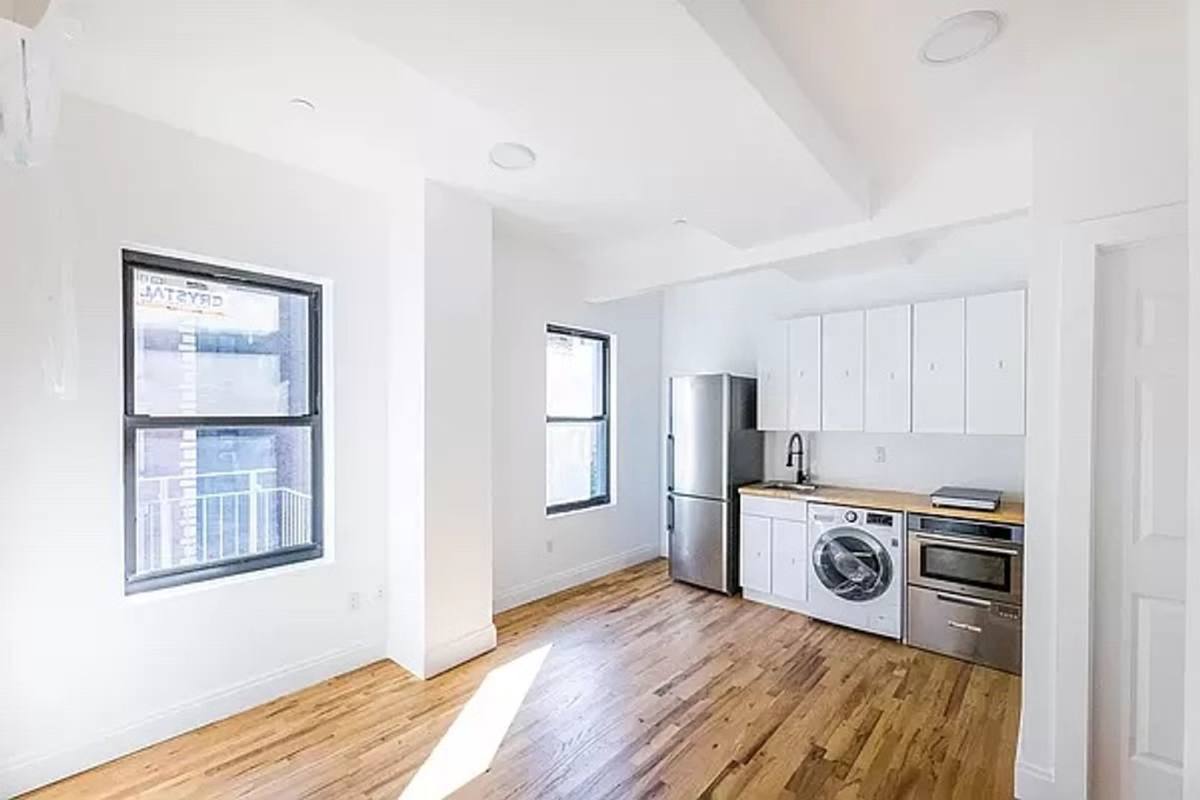 Apartment for rent at 512 W 171st St, New York, NY 10032