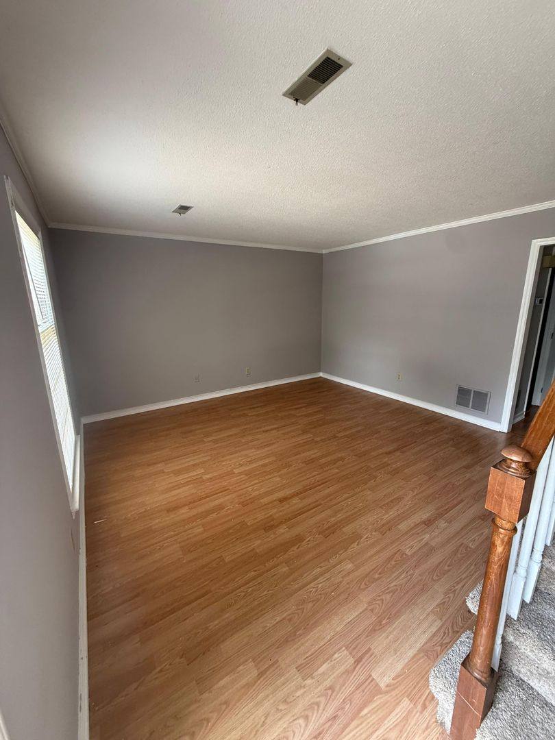 Townhouse for rent at 4704 Lawndale Dr, Greensboro, NC 27455