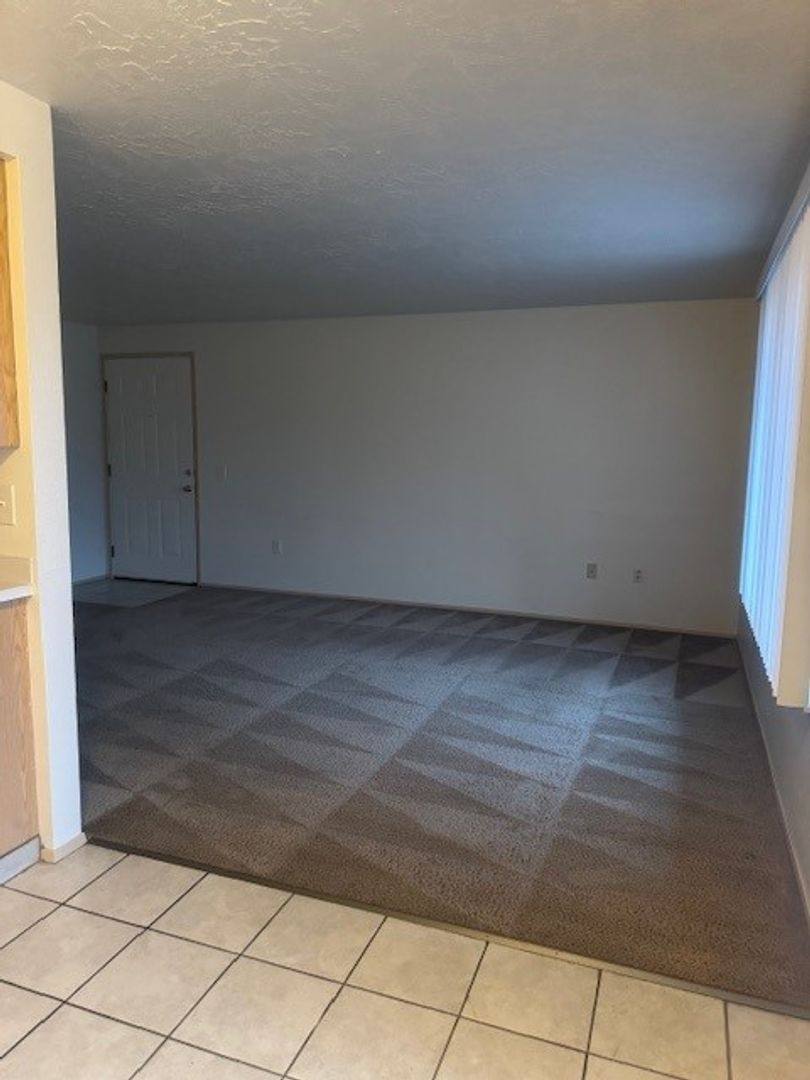 Apartment for rent at 212 Churchdale Ave N, Salem, OR 97303