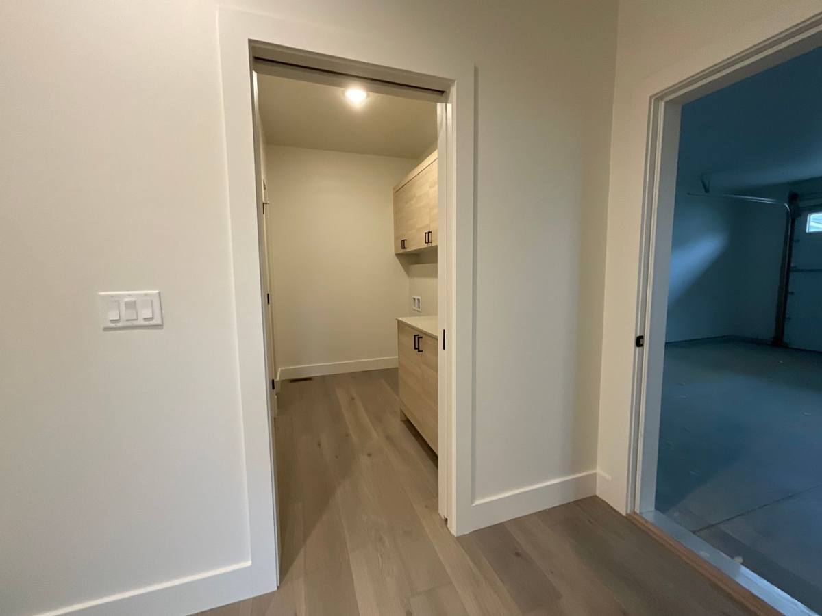 Apartment for rent at 226 240 N Cottonwood Rd, Bozeman, MT 59718