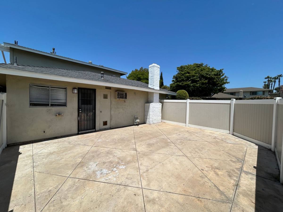 Apartment for rent at 141 N Fonda St, La Habra, CA 90631