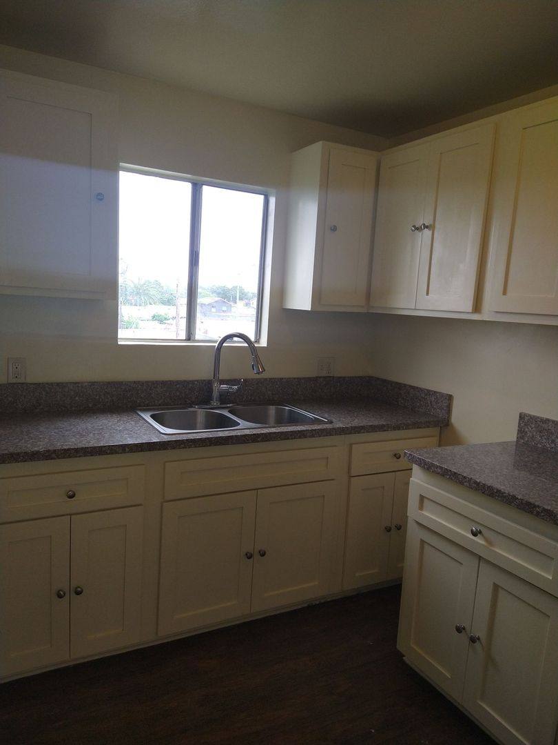 Apartment for rent at 8209-8211 S Broadway, Los Angeles, CA 90003