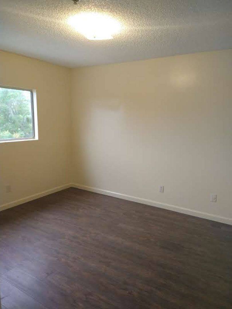 Apartment for rent at 8209-8211 S Broadway, Los Angeles, CA 90003