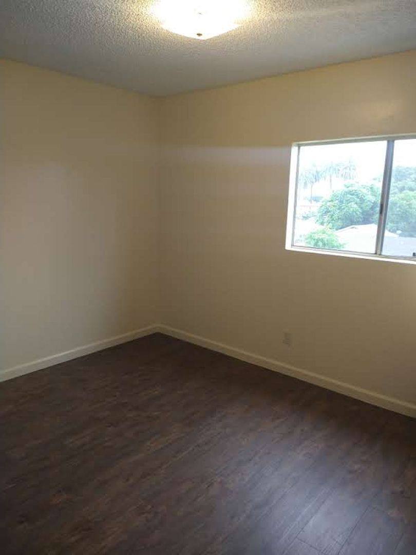 Apartment for rent at 8209-8211 S Broadway, Los Angeles, CA 90003