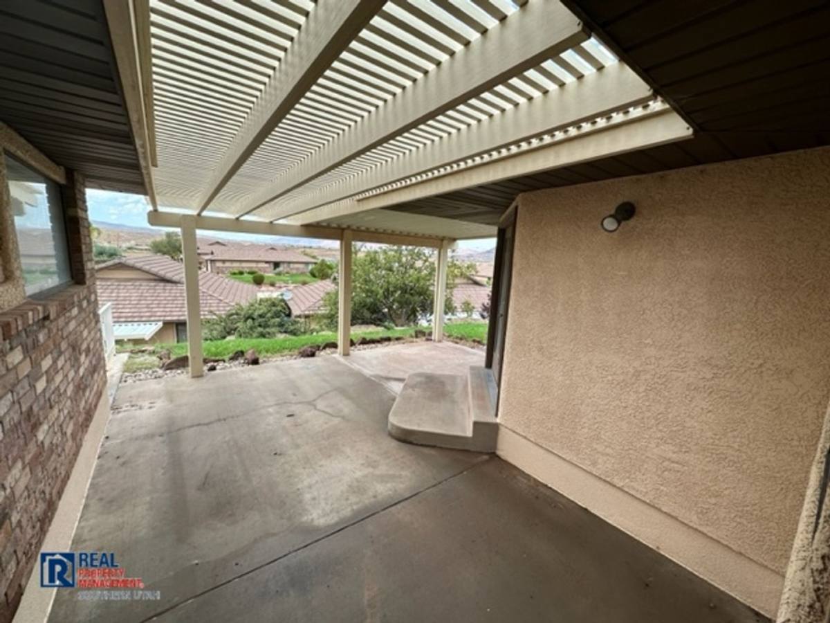 House for rent at 2354 S Hampton Rd, Saint George, UT 84770