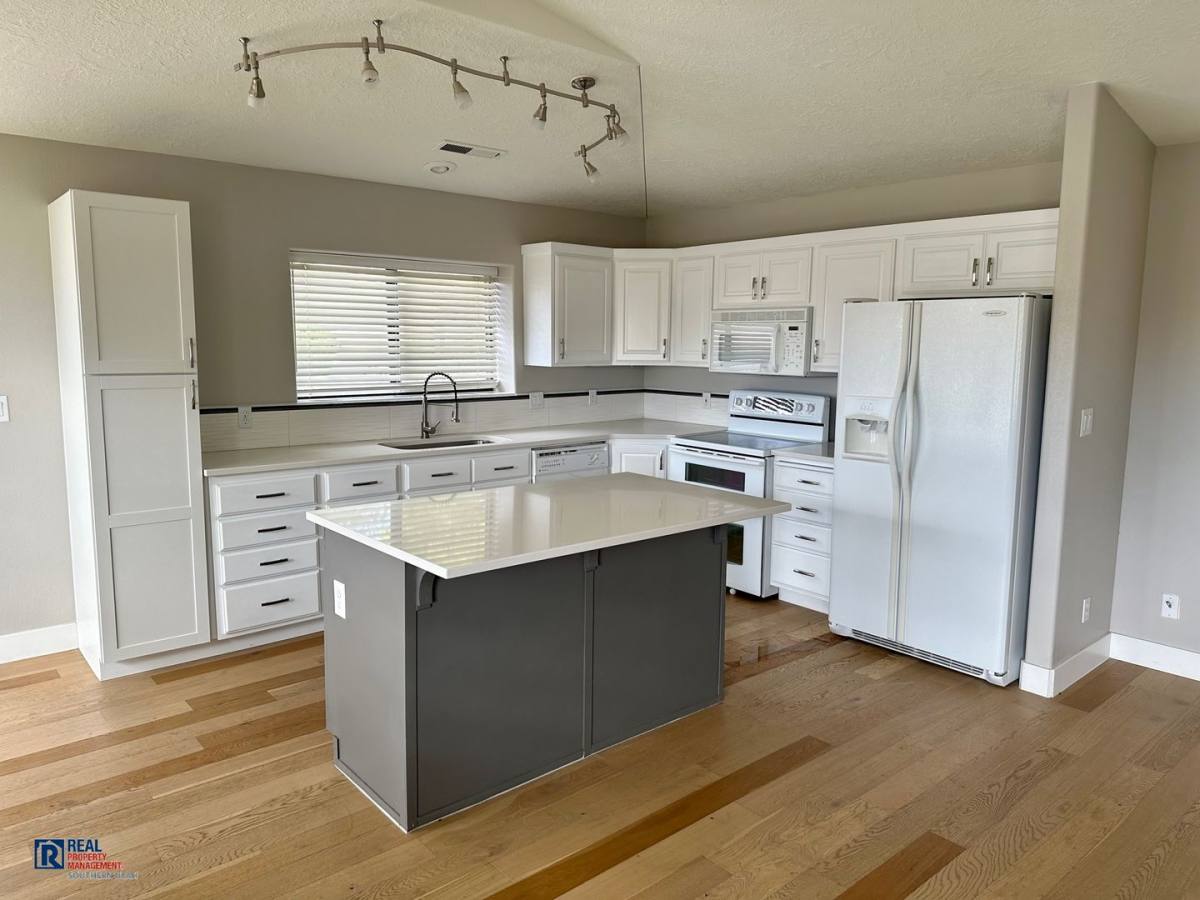 House for rent at 2354 S Hampton Rd, Saint George, UT 84770