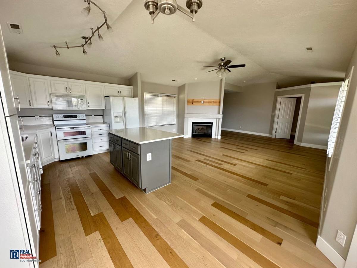 House for rent at 2354 S Hampton Rd, Saint George, UT 84770