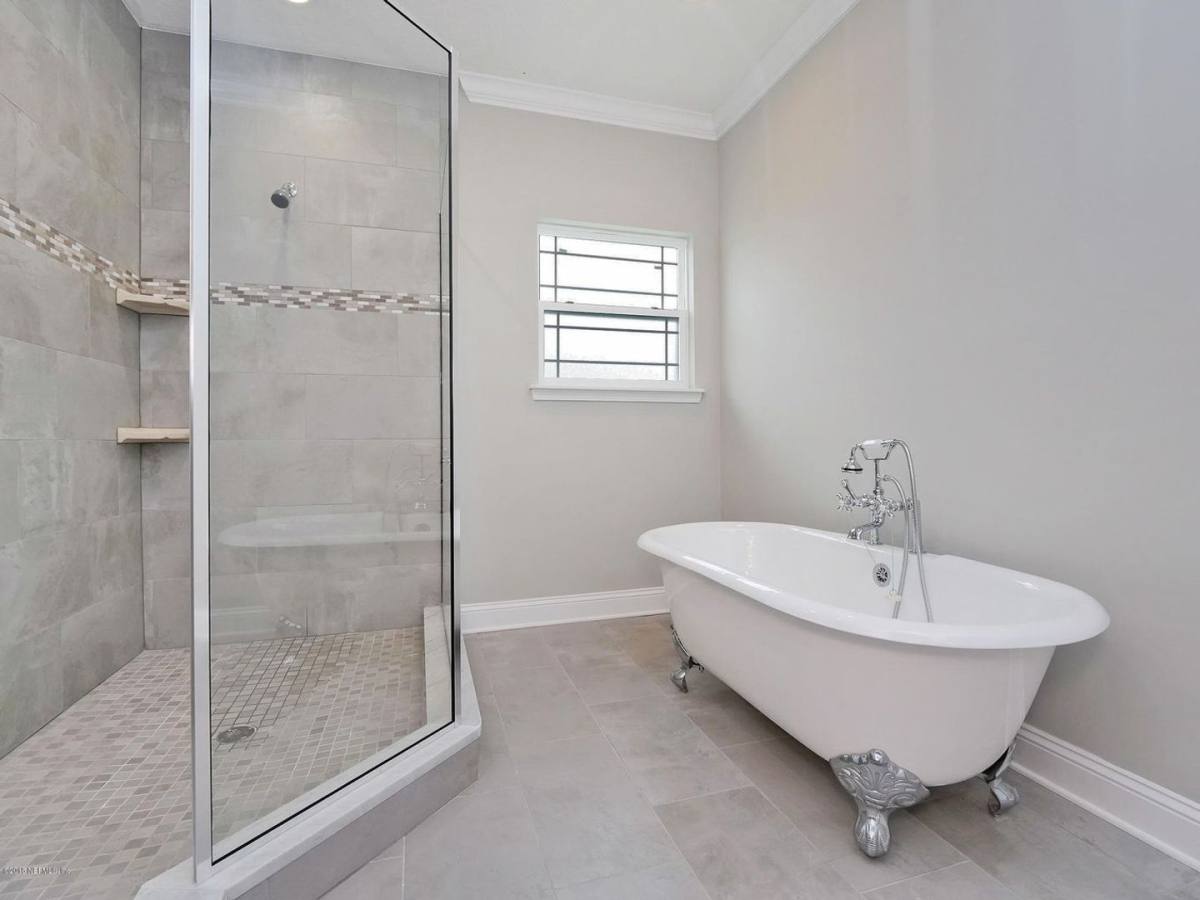 Townhouse for rent at 2656 Almonaster St, Jacksonville Beach, FL 32250