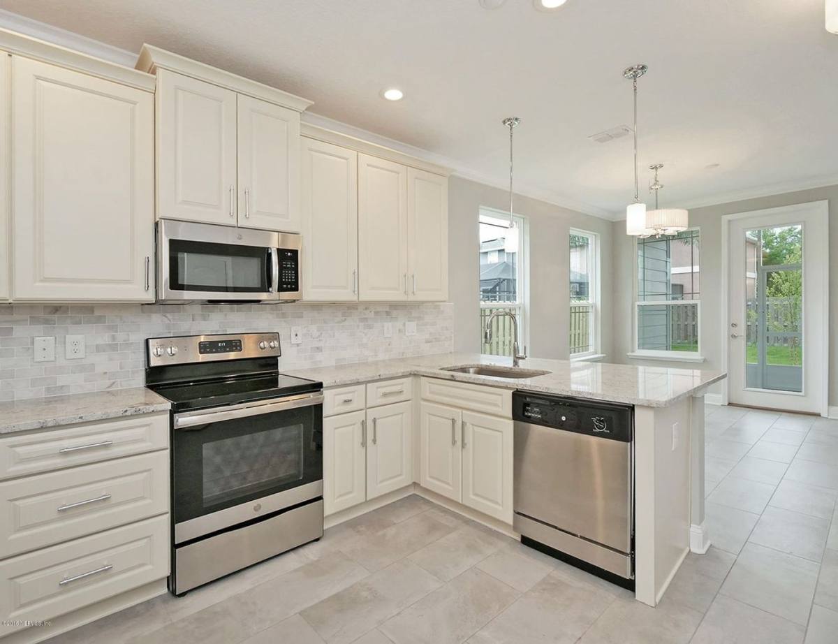 Townhouse for rent at 2656 Almonaster St, Jacksonville Beach, FL 32250