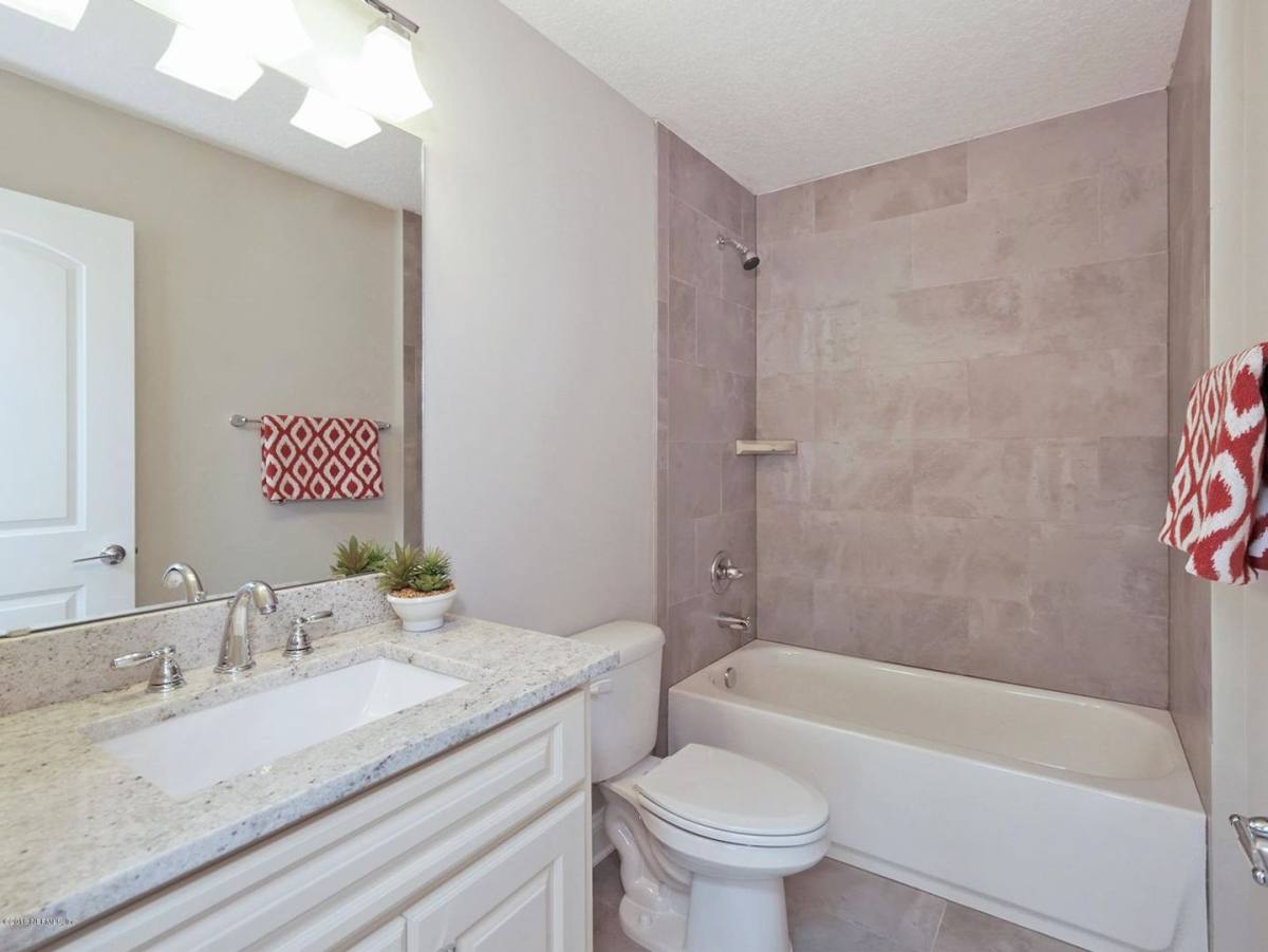 Townhouse for rent at 2656 Almonaster St, Jacksonville Beach, FL 32250