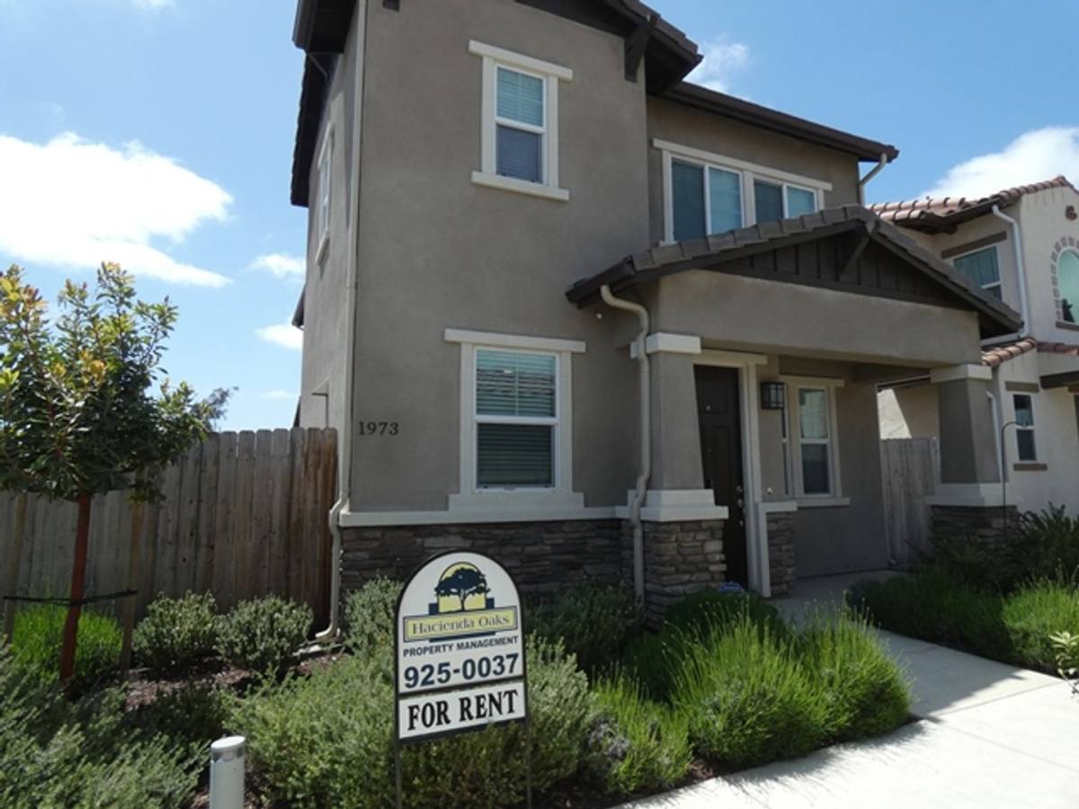 House for rent at 1973 Sterling Place, Santa Maria, CA 93458