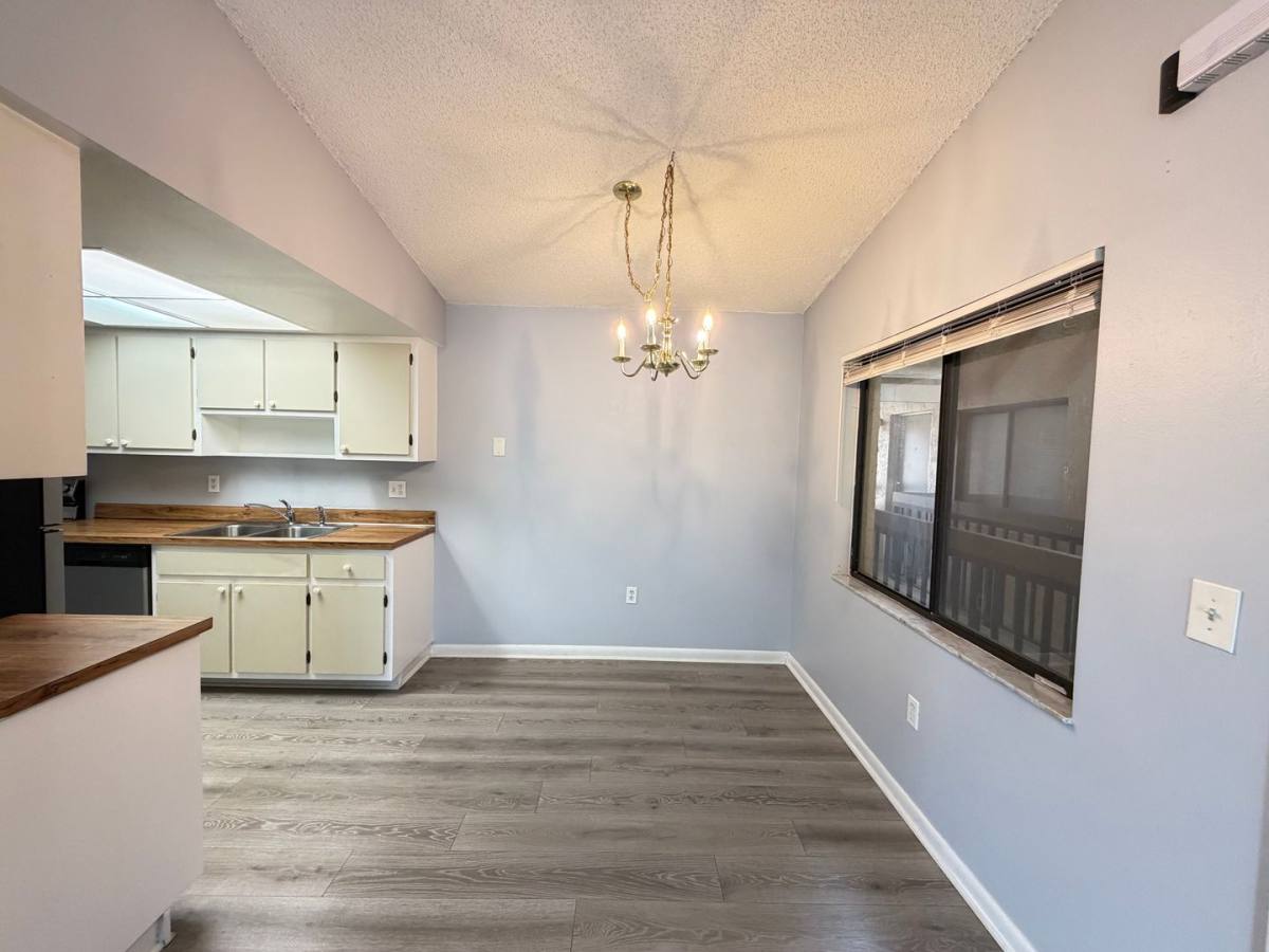 House for rent at 5239 Vineland Rd, Orlando, FL 32811