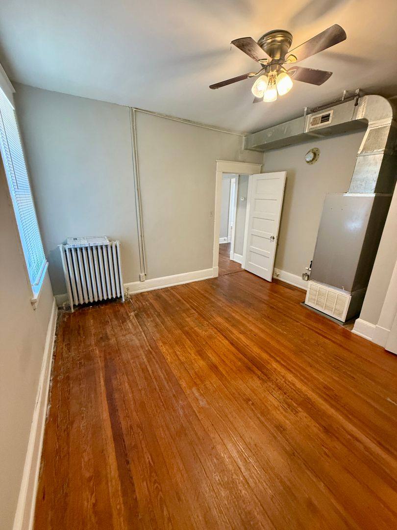 Apartment for rent at 3310 Barton Ave, Richmond, VA 23222