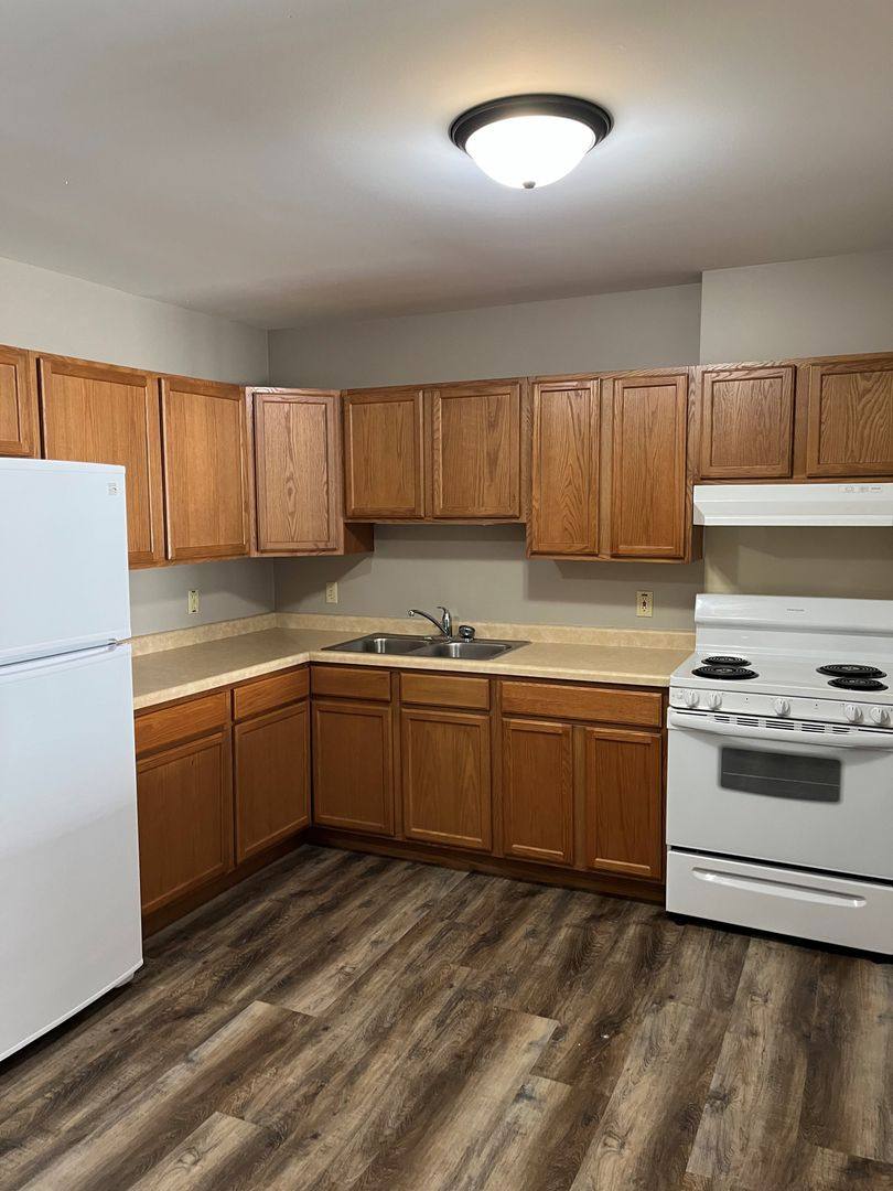 Apartment for rent at 2003 9th St E, Menomonie, WI 54751