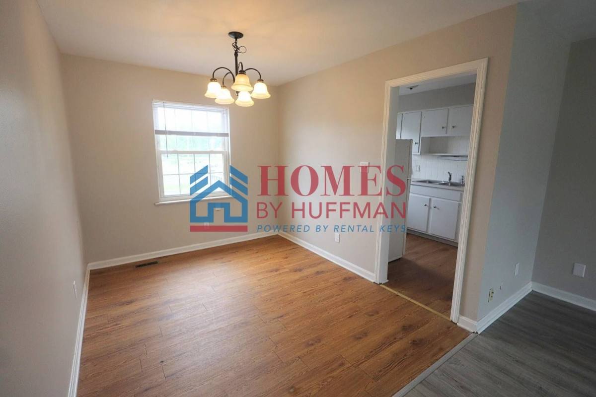 Apartment for rent at 2800 - 2947 Ravenswood Dr, Evansville, IN 47714