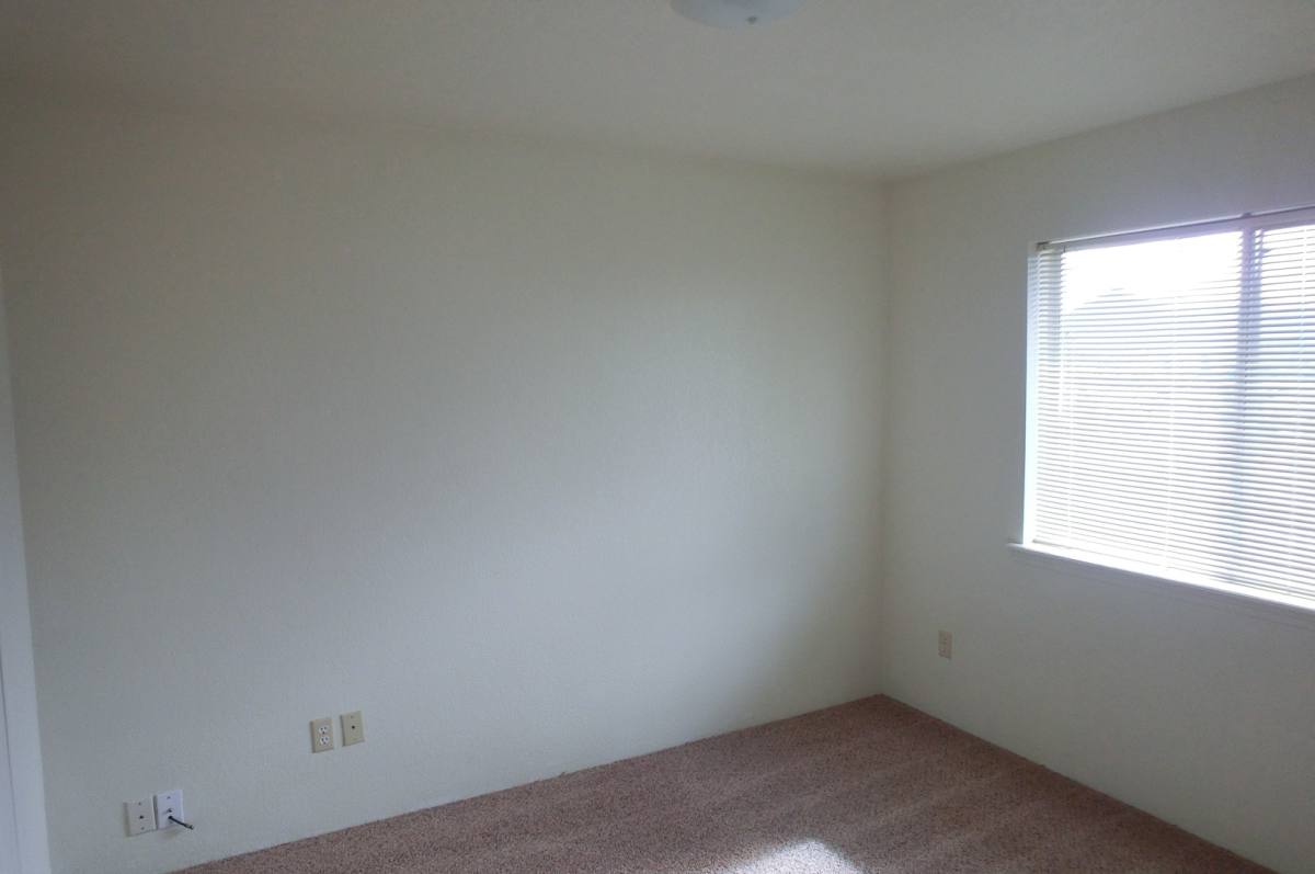 House for rent at 1842 Foothill Blvd, Grants Pass, OR 97526