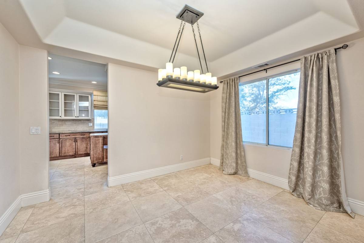 House for rent at 2175 Fountain Springs Dr, Henderson, NV 89074