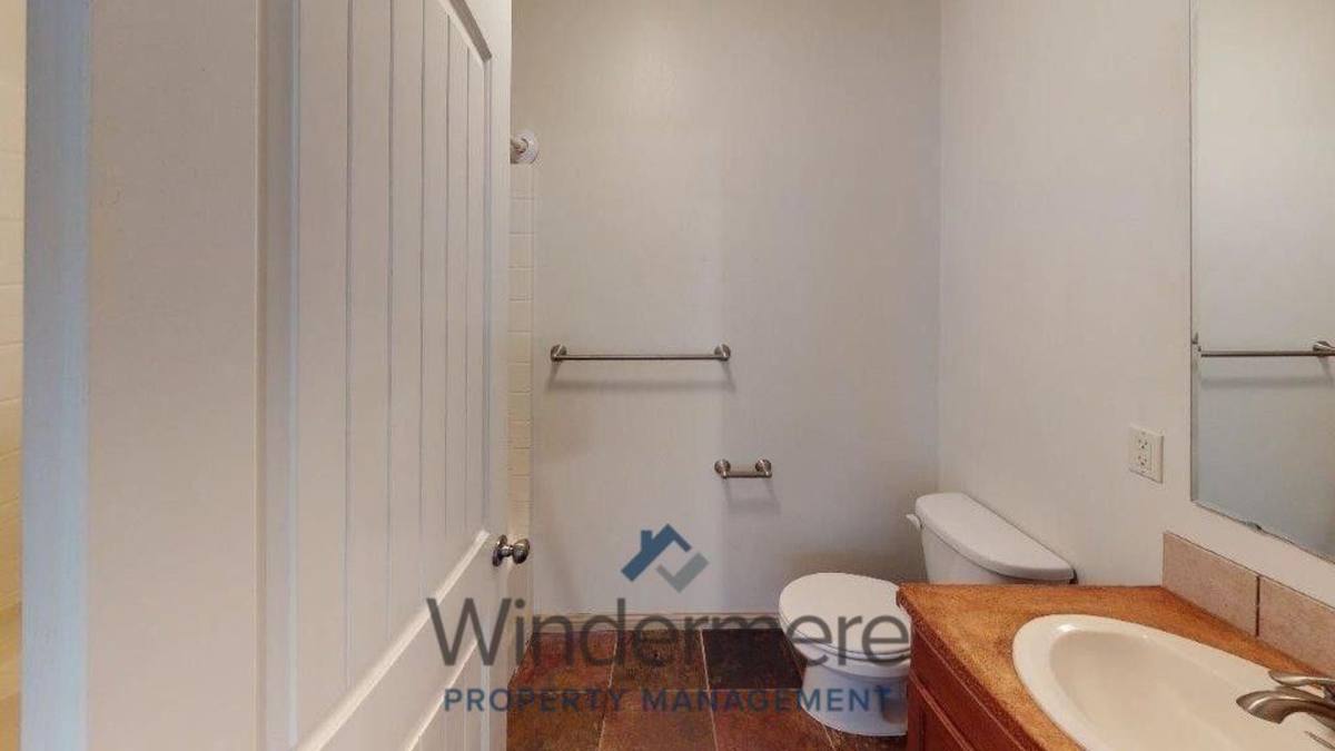 Apartment for rent at 1100 S College Ave, College Place, WA 99324