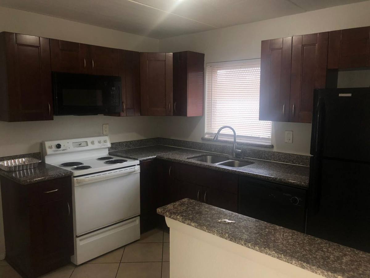 Apartment for rent at 1015 NE 9th Ave, Fort Lauderdale, FL 33311