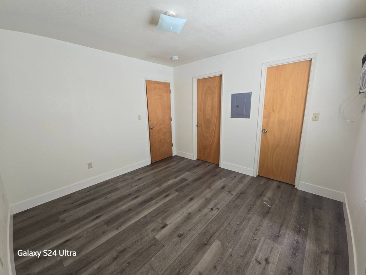 Apartment for rent at 123 College Ave, Modesto, CA 95350